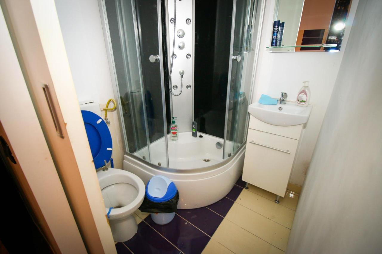 Karma Luxury Room Bukarest Exteriör bild