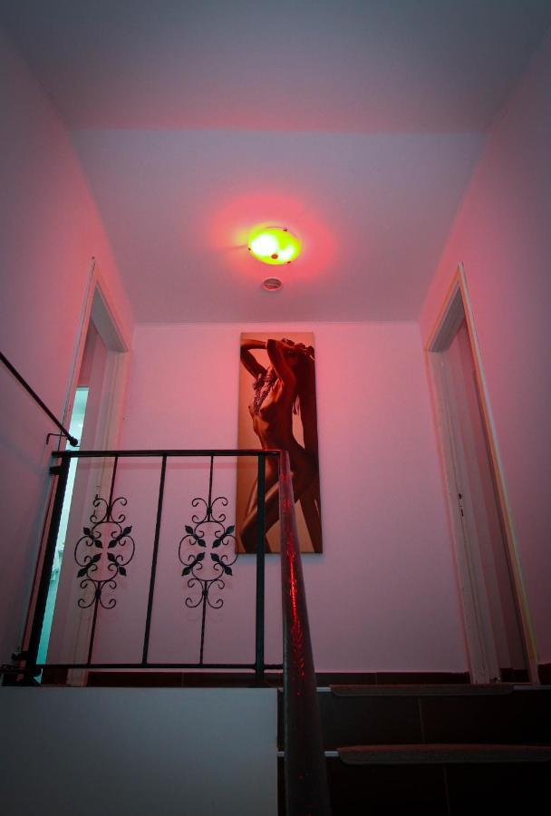 Karma Luxury Room Bukarest Exteriör bild